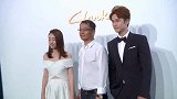 蒋劲夫七夕晒出玫瑰花官宣恋情！遭网友调侃：女友知道你家暴吗？