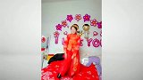 农村的婚礼真有派, 新娘床上说段子逗懵伴郎团