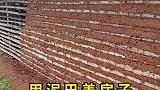 用泥巴盖房子，看着舒服！