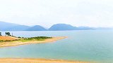 航拍广西排名前三的巨型水库，位于贺州富川，这里的风景太美了