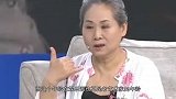 62岁被儿子带进演艺圈，两部电影票房超85亿，如今比儿子还红