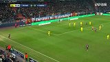 第44分钟卡昂球员博维射门