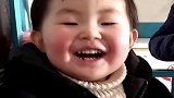 这是亲妈吗，竟发了一段萌娃丑照，不过看完之后还觉得非常可爱！