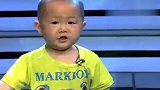 三岁萌娃张俊豪表演《隐形的翅膀》，太可爱了，姜桂成稀罕坏了