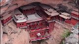 福建大山悬崖发现一山洞，洞中居然悬挂一座楼阁，已有800多年