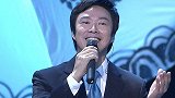 他春晚挤走费玉清，凭一首歌火挣9亿，去世后给家乡做巨大贡献