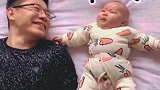 爸爸招式不少，宝宝都懵了！这是亲爸爸吗？