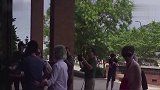 章莹颖遇害案正式开庭，父母参加庭审说：是死是活都要找到女儿
