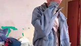 16岁哥哥独自照顾两个妹妹，父母不知所踪