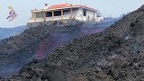 西班牙：无限孤独，拉帕尔马岛一栋房屋被熔岩环绕