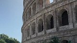 环球旅行我频繁记录着，因为人间值得