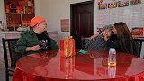 丈母娘60大寿，虎姑爷一首生日歌把丈母娘气晕，太逗了