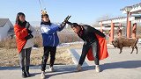 唐僧师徒被抓，没想二浪自制紧箍咒收服青牛精，真逗！