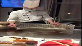 本想看一场料理表演，谁知厨师是个学徒，结果丢人丢大了！