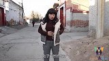 美女连续三天请小伙吃饭，没想第三天这小伙学聪明了，结局真逗！