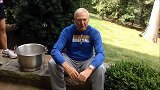 篮球-14年-LOGO人物杰里韦斯特高龄挑战冰桶-专题
