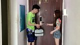 这位邻居的举动真是超赞！笔芯