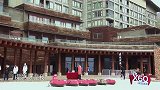 岳云鹏凭体重滑雪一马当先，邓伦却把脑子留在了原地