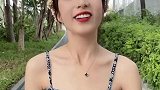 我还以为想我了呢？白高兴一场！你说气不气？