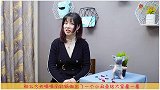 巧手妈妈用卡纸折出小丑鱼，宝宝：和电影里的一模一样呢！好喜欢