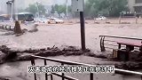 北京强降雨已造成11人遇难，其中两人因公殉职，共转移群众12.7万人