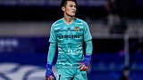 顾超神勇扑点力宝城门不失 苏宁易购门神筑起门线长城