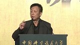 女观众一开口就彪英语提出刁钻问题，看易中天如何教她做人