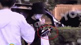 赵丽颖带保温杯去酒吧 遇杯见颖，养生小达人！