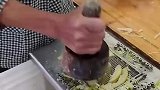 酸笋是砸出来的，涨见识了