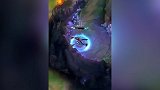 这是什么操作?血条消失术?在泉水被盲僧踹翻