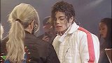 最酷的离场方式, 飞人迈克尔杰克逊, 1992危险之旅演唱会