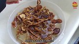 茶树菇和它一起吃，是天然的“助眠剂”，治心烦助睡眠，沾床就睡