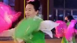 东北大妈寒风中跳广场舞 户外零度算不算冷？谁跳谁知道！黑龙江