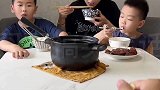 冷战第二天，敌方做了我最爱吃的炖牛肉，我不想投降