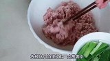 教你在家做糯米莲藕丸子，掌握这个做法，丸子滑嫩好吃！