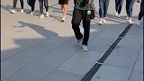 中了埋伏，被活抓了