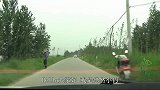 夏季雨后野钓，水草多调漂抓口很关键，高清看漂分享精彩过程！
