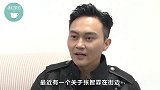 张智霖下馆子吃面！坐门口无惧偷拍，大口狂吃毫无明星架子