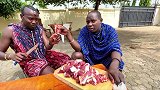 花40买了四斤牛肉，终于在非洲实现牛肉自由，配上辣根太有滋味了