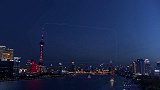 上海北外滩的夜空，抬头，偶尔也会发现不一样的惊喜。公主连结周年庆