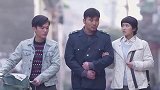 小伙问二叔这么老捂着肚子，原来捂的是5万块钱，怪不得这么小心