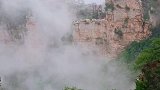 雨中张家界就是不一样，美的不像话