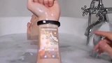 牛人发明的概念多功能投影手表，竟还能在皮肤上玩游戏！