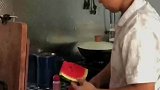 今天有空打扫卫生洗衣服，真的是又累又热