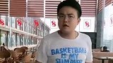 当初妈妈不顾家里人反对生下我们五个 你最喜欢谁