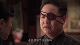 伏弩：妻子突然发病按都按不住，丈夫满脸心疼，直接一把抱上床
