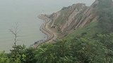 笔架山位于我国辽宁省西部，面对渤海，毗邻锦州港。