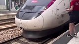 国外的“高铁”原来是这样对接的