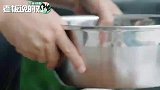 张朝阳首次直播做饭！洗、切、炒一手包办，一点总裁架子都没有
