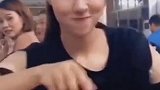 以后要真是娶了这个女人，不怕出门没食物下锅了！